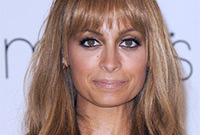 Your-verdict-nicole-richie-latest-look-side